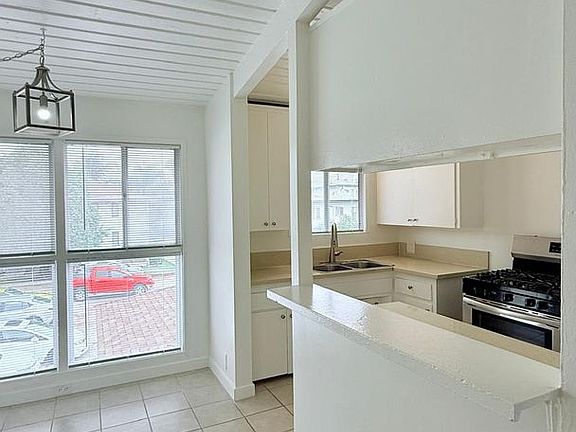 4th image of 4143 Palmwood Dr #15