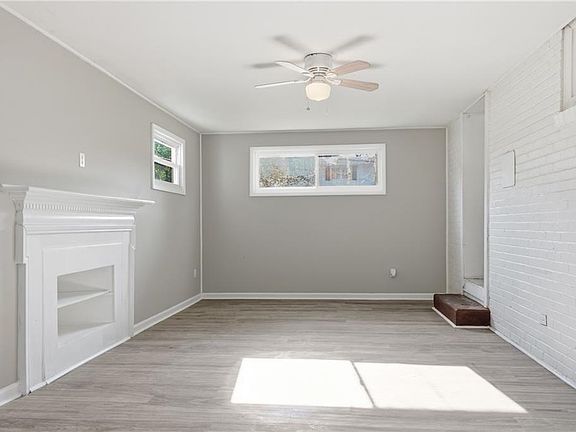 2nd image of 513 Cornwall Rd