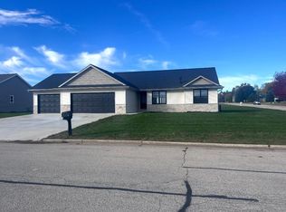 525 Kirkland Ave, Algoma, WI 54201