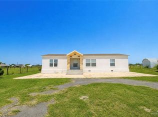 9502 Mile 20 N, Edcouch, TX 78538