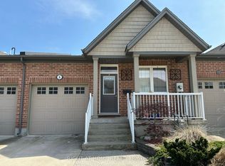 8 Glory Hill Rd, Saint Catharines, ON L2P 0C6