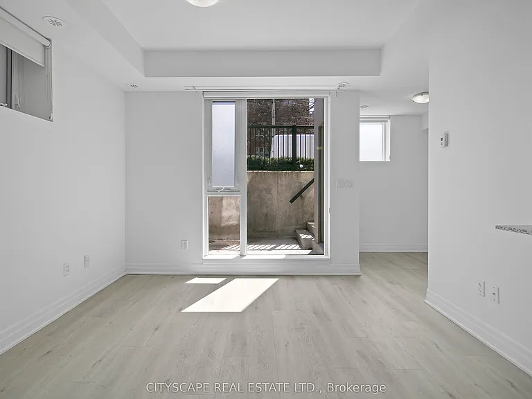 370 Wallace Ave #501 — Photo 17