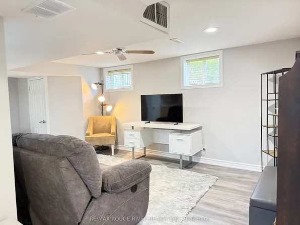 717 Victory Dr #Basement, Pickering, ON L1W 2S3