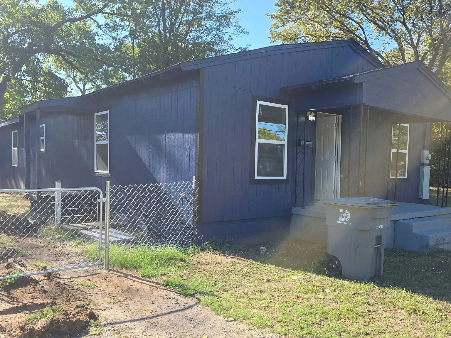 5 bed, 1850 sqft, $2,550 — Photo 2