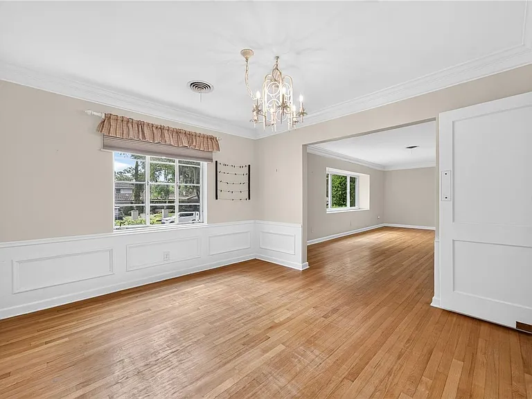 2406 Shoreham Rd — Photo 11