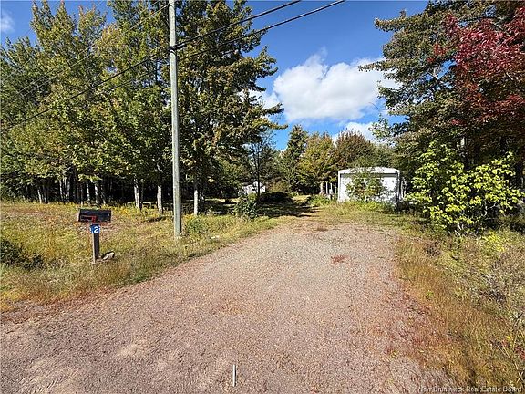 3rd image of 692 Weisner Rd