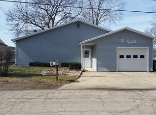 570 Round Lake Dr, Michigan Center, MI 49254