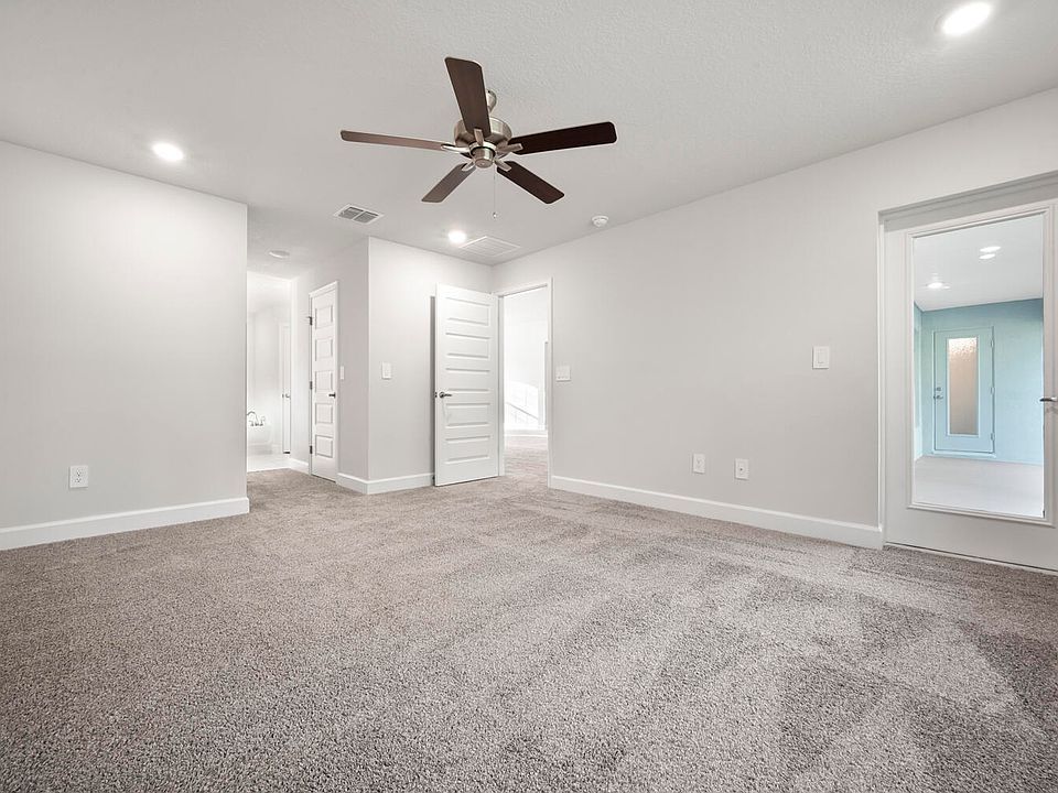 1st image of 3017 SW Savona Boulevard