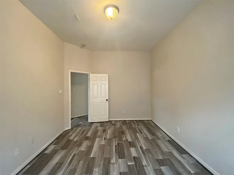 21239 Rush Hollow Ct — Photo 23