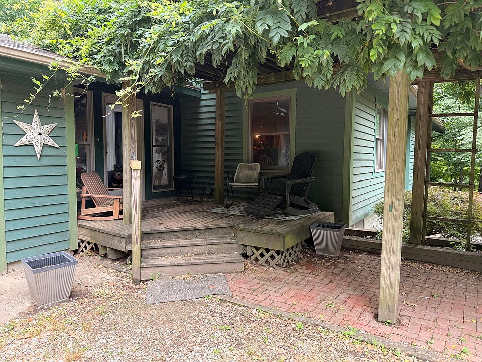 1st image of 1795 Welsh Hills Rd NE
