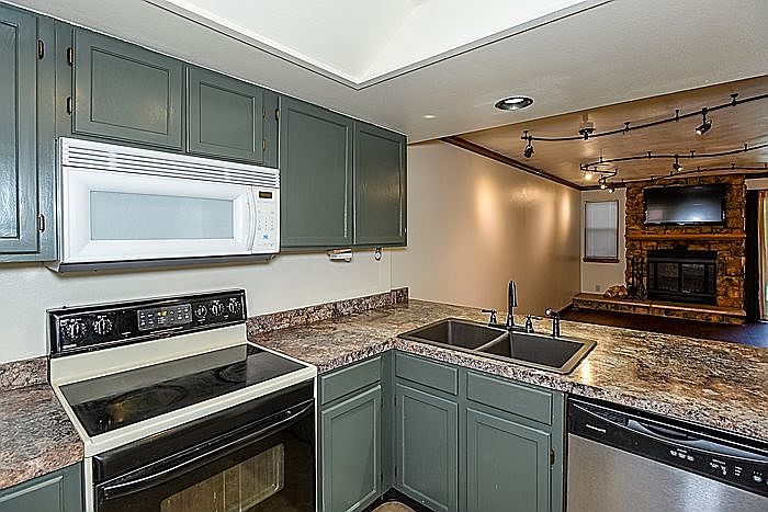 2nd image of 1475 S Quebec Way #G32
