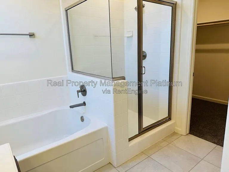 1477 Las Rosas Ave — Photo 8