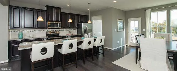 9648 Julia Ln — Photo 3
