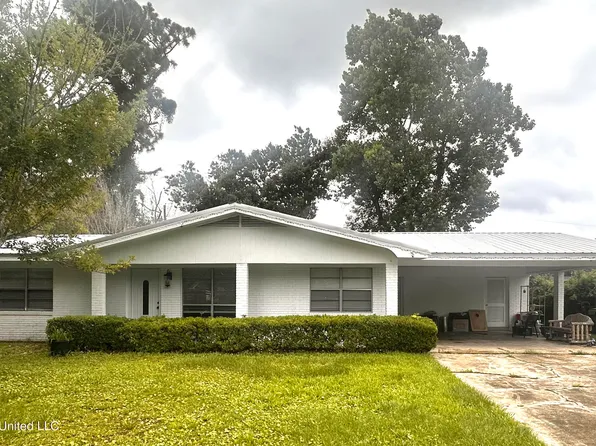 6248 Tennyson Dr, Ocean Springs, MS 39564