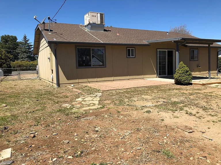 3523 N Dale Dr — Photo 19