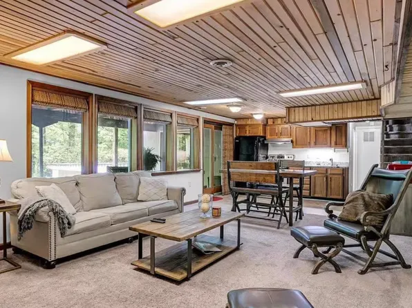 145 Bradley Blvd #1A, Greenville, SC 29609