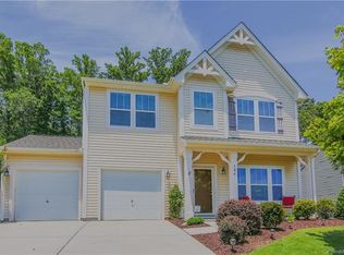 104 Isabella Ct, Mount Holly, NC 28120