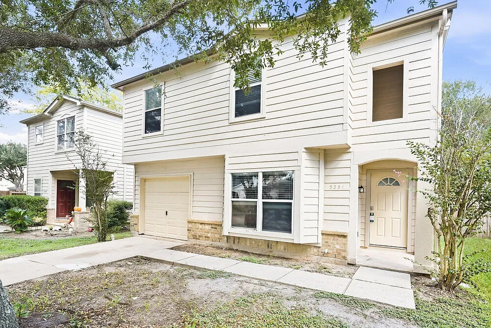 3 bed, 2.5 bath, 1545 sqft, $1,785 — Photo 4
