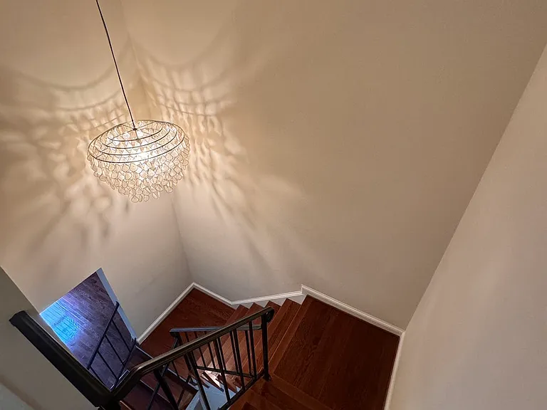 8985 Omega Ct — Photo 9