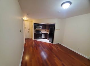 35-34 10th St #2R, Astoria, NY
