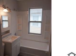 3696 E 117th St #3, Cleveland, OH 44105