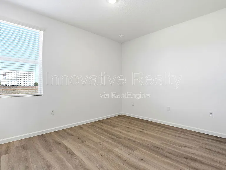 Venture Apartments — Photo 104