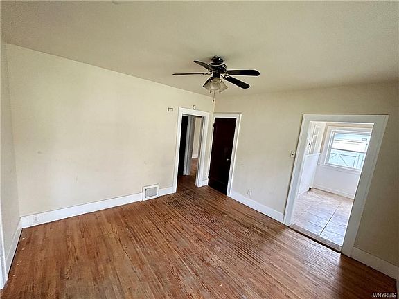 4th image of 1885 South Ave