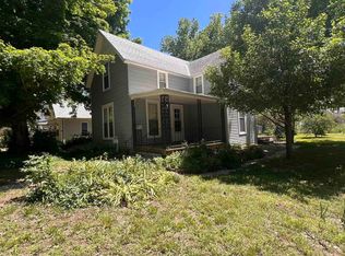 1131 Colorado St, Manhattan, KS 66502
