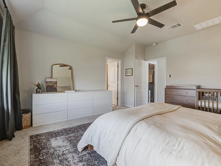 224 Stein Rd — Photo 35