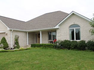 3575 Pine Knoll Ct, Greenwood, IN