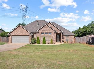 1301 S Morgan Rd, Mustang, OK 73064