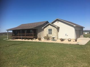 1114 Farm Road 2020, Monett, MO 65708