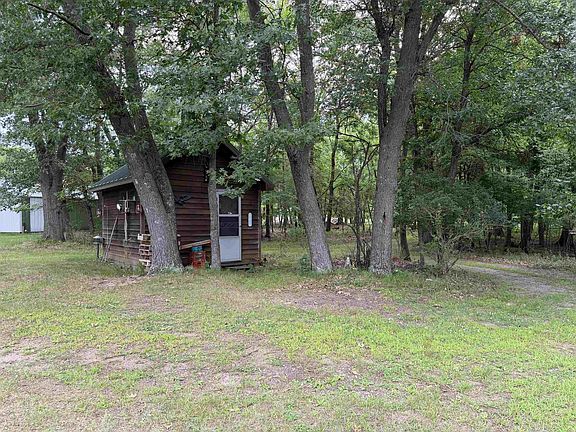 4th image of 2659 N Lakeview Dr