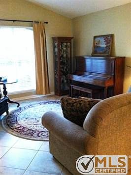 4th image of 8572 Hannary Cir #1