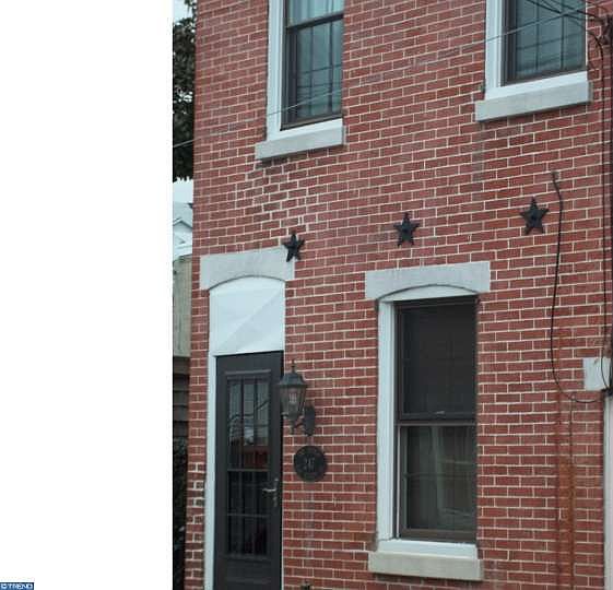 1st image of 247 E Wildey St