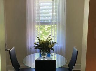 169 Mason St APT 3G, Greenwich, CT 06830