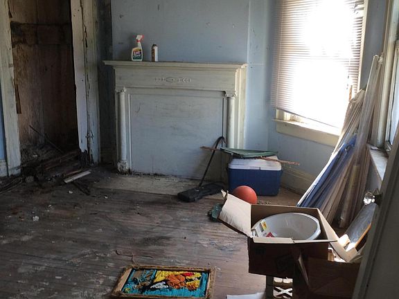 5th image of 72 N Miami Ave