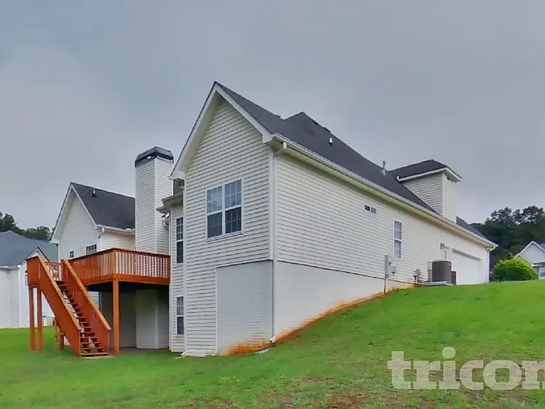 115 Victor Ln — Photo 24
