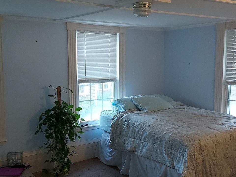 2nd image of 46 School St #1