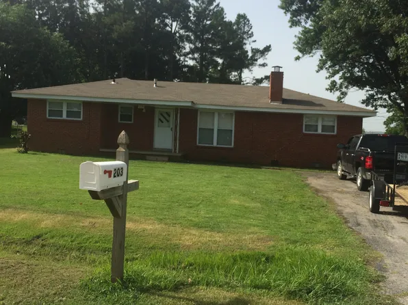 203 Armour St, Bono, AR 72416