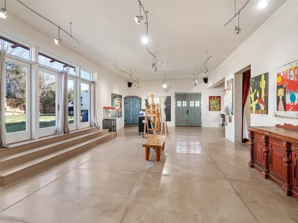 12 La Vega, Lamy, NM 87540
