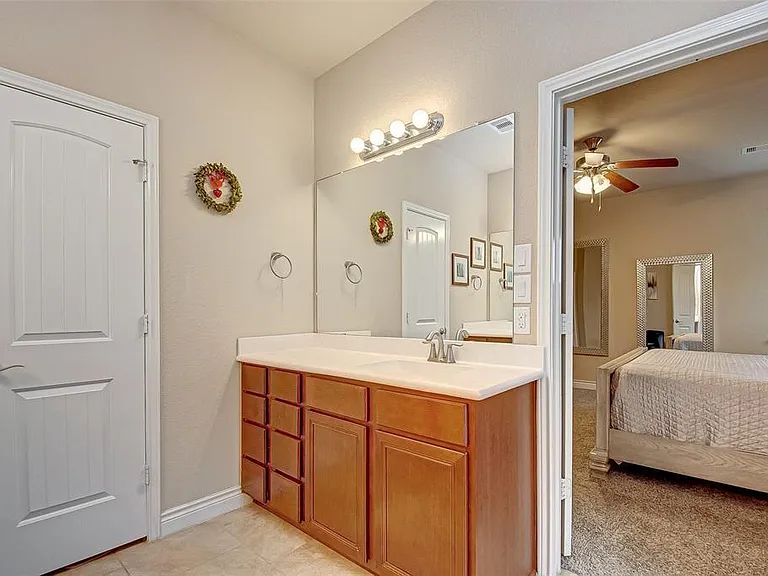 24510 Rossmore Hill Ct — Photo 20