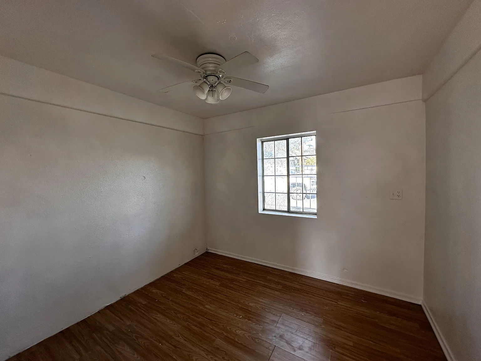 2 bed, 650 sqft, $1,750 — Photo 3