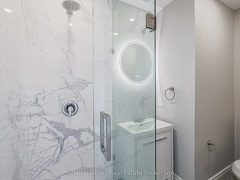 250 Richvale Dr S #22 — Photo 8