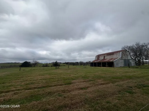 19370 Urchin Tract 2 Dr, Stella, MO 64867