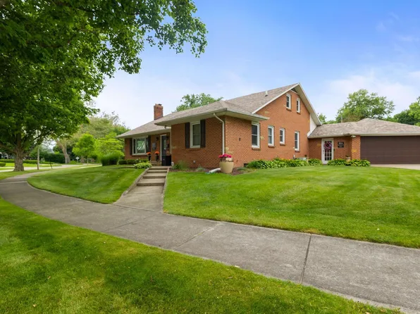1866 Greenleaf Blvd, Elkhart, IN 46514