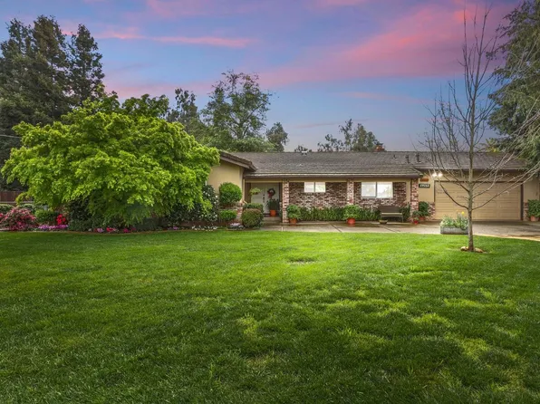 17552 E Front St, Linden, CA 95236
