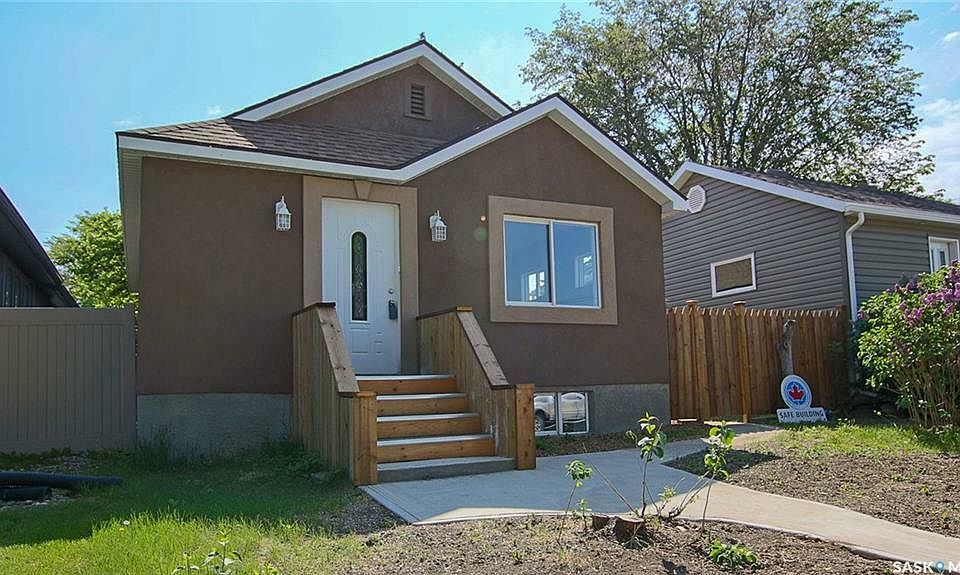 1st image of 2263 Broder St