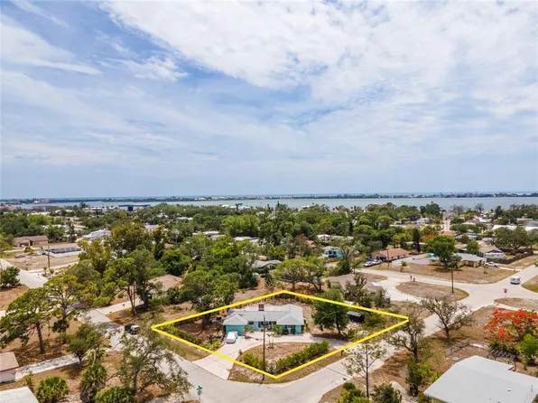 139 Hosmer Ave, Englewood, FL 34223