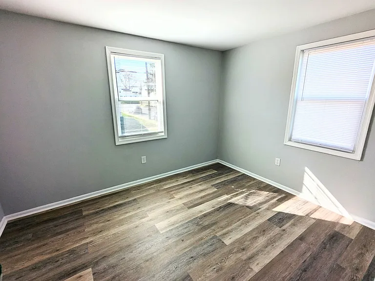 Park Northside Apartments — Photo 40